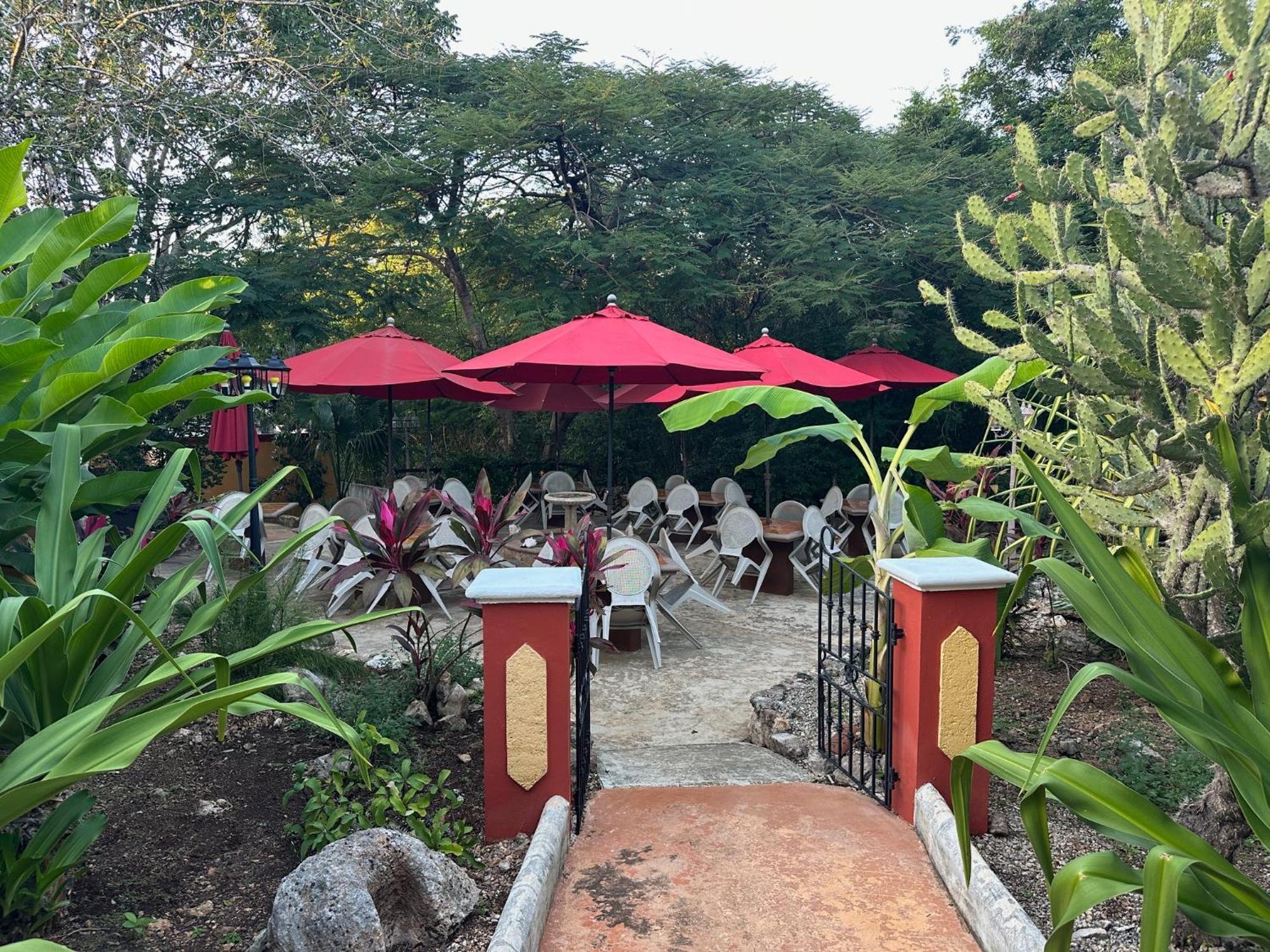 Santa Elena The Pickled Onion B&B And Restaurant Uxmal מראה חיצוני תמונה