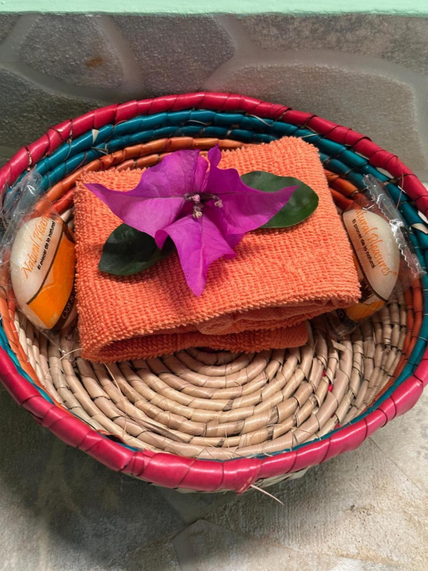 Santa Elena The Pickled Onion B&B And Restaurant Uxmal מראה חיצוני תמונה